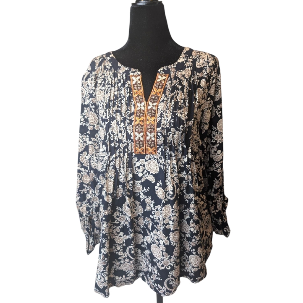Skies Are Blue Floral Print Top
